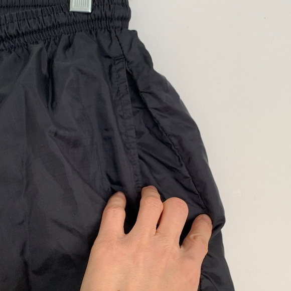 Vintage Nike Black Sports Shorts - Picture 6 of 6